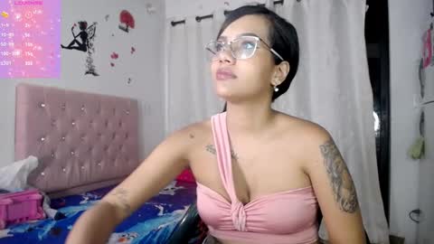 Snapshot of kloy_sech chatting on March 1, 2025, 11:58 pm Valen online show from March 1, 2025, 11:58 pm