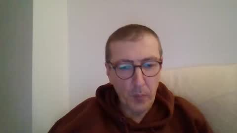 Snapshot of kolesie7 chatting on December 2, 2024, 6:10 pm JUAN CARLOS online show from December 2, 2024, 6:10 pm