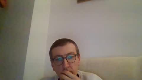 Snapshot of kolesie7 chatting on March 10, 2025, 7:29 pm JUAN CARLOS online show from March 10, 2025, 7:29 pm