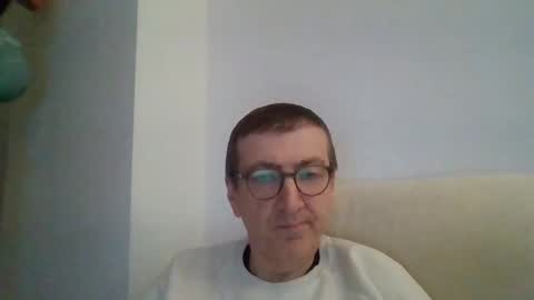 Snapshot of kolesie7 chatting on March 11, 2025, 6:41 pm JUAN CARLOS online show from March 11, 2025, 6:41 pm