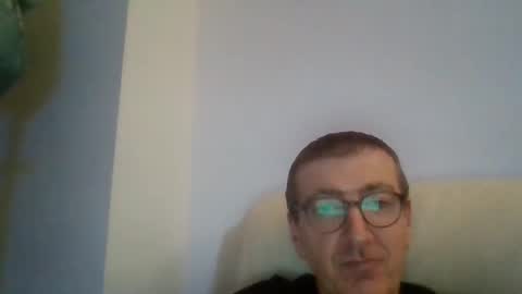 Snapshot of kolesie7 chatting on September 20, 2025, 10:22 pm JUAN CARLOS online show from September 20, 2025, 10:22 pm