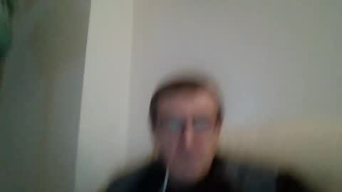 Snapshot of kolesie7 chatting on October 15, 2025, 7:03 pm JUAN CARLOS online show from October 15, 2025, 7:03 pm