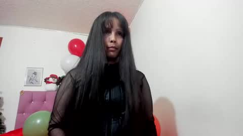 Snapshot of konie_hot chatting on December 25, 2024, 4:01 am konie Diaz online show from December 25, 2024, 4:01 am