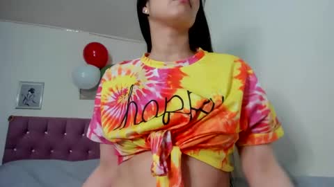 Snapshot of konie_hot chatting on January 6, 2025, 2:04 am konie Diaz online show from January 6, 2025, 2:04 am