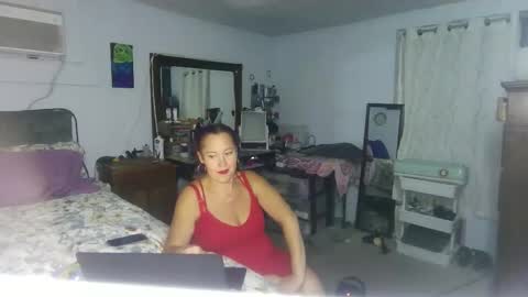 kreamyk420 online show from October 17, 2025, 10:29 am