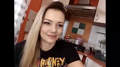 Snapshot of krisssexi chatting on January 21, 2025, 7:47 am KrissSexi online show from January 21, 2025, 7:47 am