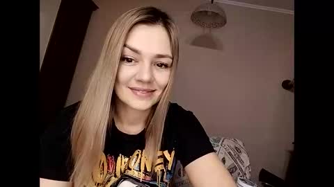 Snapshot of krisssexi chatting on February 4, 2025, 6:36 am KrissSexi online show from February 4, 2025, 6:36 am