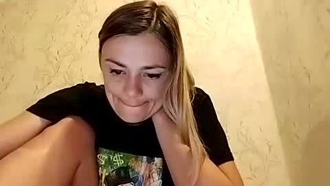 Snapshot of krisssexi chatting on September 28, 2025, 7:08 pm KrissSexi online show from September 28, 2025, 7:08 pm