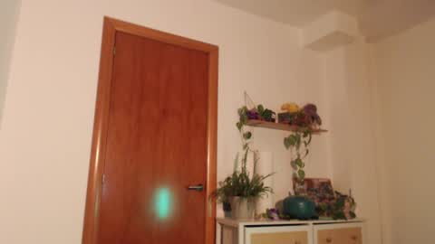 Snapshot of kristenwylde chatting on February 3, 2025, 5:35 pm Kristen Wylde -  online show from February 3, 2025, 5:35 pm