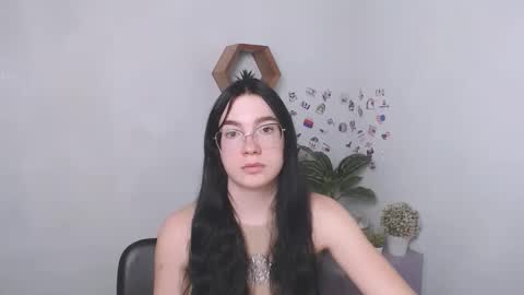 Snapshot of kristenx_x chatting on September 12, 2025, 12:49 pm Kristen online show from September 12, 2025, 12:49 pm