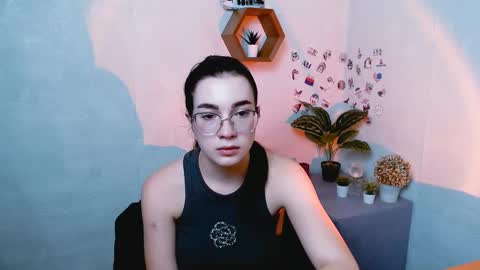 Snapshot of kristenx_x chatting on September 19, 2025, 11:44 am Kristen online show from September 19, 2025, 11:44 am