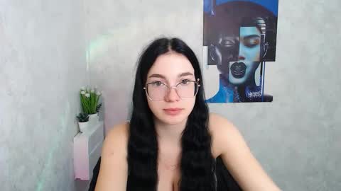 Snapshot of kristenx_x chatting on October 2, 2025, 12:56 pm Kristen online show from October 2, 2025, 12:56 pm