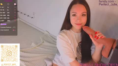 Snapshot of kumamonchik chatting on February 17, 2025, 8:19 am  MY NAME IS JULIA  TO SEE MORE 18 CONTENT YOU CAN SUBSCRIBE TO  FANSLY -  online show from February 17, 2025, 8:19 am