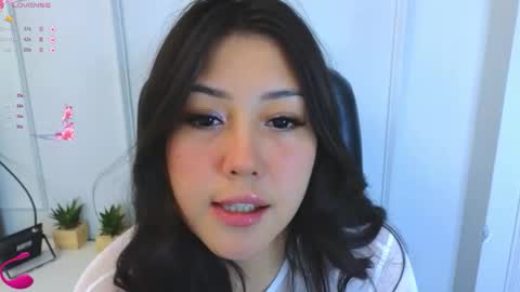 Snapshot of kuro_ren chatting on September 19, 2025, 1:45 pm Ren online show from September 19, 2025, 1:45 pm