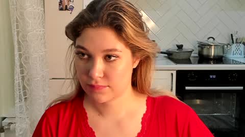 Snapshot of kylieblond chatting on February 2, 2025, 11:32 pm Din online show from February 2, 2025, 11:32 pm