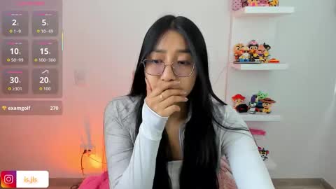 Snapshot of kyy_isa chatting on September 11, 2025, 5:02 pm IG online show from September 11, 2025, 5:02 pm