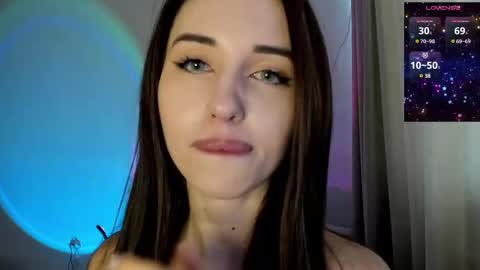 Snapshot of l1tww chatting on February 26, 2025, 8:26 am Malika online show from February 26, 2025, 8:26 am