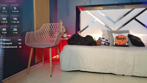 Snapshot of laady_brownn chatting on October 22, 2025, 10:59 am Cris online show from October 22, 2025, 10:59 am