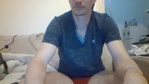 Snapshot of labelette007 chatting on December 1, 2024, 7:47 pm labelette007 online show from December 1, 2024, 7:47 pm