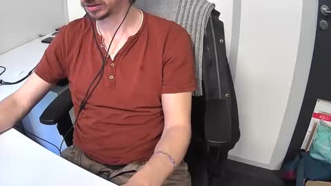 Snapshot of labelette007 chatting on March 5, 2025, 4:46 pm labelette007 online show from March 5, 2025, 4:46 pm