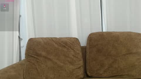 Snapshot of ladii_mia chatting on November 9, 2025, 6:39 pm Mia online show from November 9, 2025, 6:39 pm