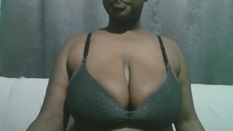 lady_dearra online show from October 18, 2025, 4:26 am