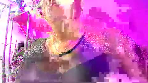 Snapshot of lady_gloria chatting on January 11, 2025, 9:26 am Lady Gloria online show from January 11, 2025, 9:26 am