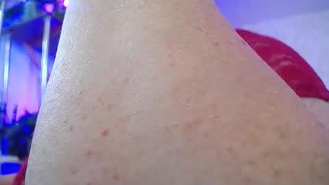 Snapshot of lady_gloria chatting on September 25, 2025, 11:14 am Lady Gloria online show from September 25, 2025, 11:14 am