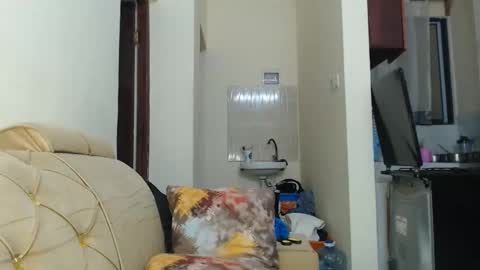 Snapshot of lady_twerky chatting on October 26, 2025, 12:38 am Maya online show from October 26, 2025, 12:38 am