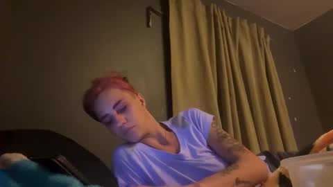 Snapshot of ladybug9097 chatting on December 21, 2024, 7:45 am RockStar Couple online show from December 21, 2024, 7:45 am