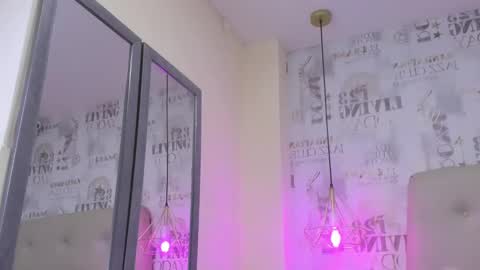 Snapshot of lailamorfy chatting on December 14, 2024, 3:47 pm online show from December 14, 2024, 3:47 pm