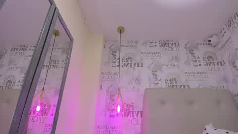 Snapshot of lailamorfy chatting on February 21, 2025, 3:43 pm online show from February 21, 2025, 3:43 pm