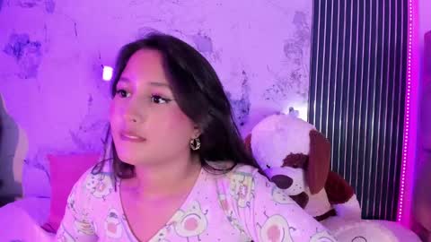 Snapshot of lali_cherry_ chatting on October 26, 2025, 4:35 pm lali_cherry_ online show from October 26, 2025, 4:35 pm