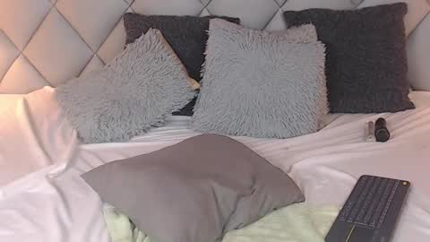 Snapshot of lalycastro chatting on January 30, 2025, 12:18 am Laly Castro online show from January 30, 2025, 12:18 am