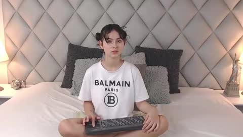 Snapshot of lalycastro chatting on February 8, 2025, 7:05 pm Laly Castro online show from February 8, 2025, 7:05 pm