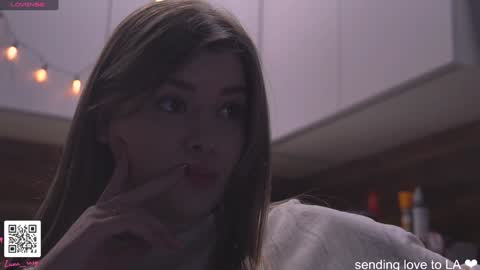 Snapshot of lana_rosy chatting on January 12, 2025, 7:32 am Alana online show from January 12, 2025, 7:32 am