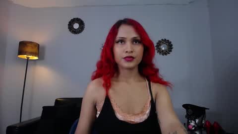 Snapshot of lanadoux_ chatting on December 1, 2024, 7:36 pm Mistress Lana online show from December 1, 2024, 7:36 pm