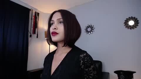 Snapshot of lanadoux_ chatting on February 5, 2025, 12:20 am Mistress Lana online show from February 5, 2025, 12:20 am