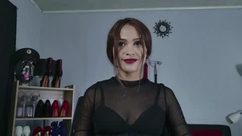 Snapshot of lanadoux_ chatting on October 16, 2025, 1:45 pm Mistress Lana online show from October 16, 2025, 1:45 pm