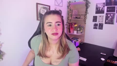 Snapshot of lanaherondale_ chatting on September 15, 2025, 7:58 pm lanaherondale_ online show from September 15, 2025, 7:58 pm