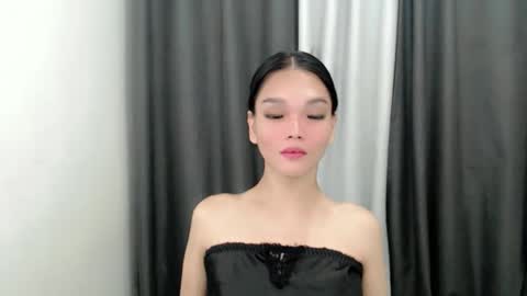 Snapshot of lanawyatt_ chatting on October 6, 2025, 5:54 pm lanawyatt_ online show from October 6, 2025, 5:54 pm
