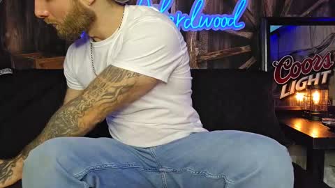 Snapshot of lancehardwood222 chatting on March 7, 2025, 1:42 am LANCE online show from March 7, 2025, 1:42 am