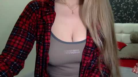 Snapshot of langoria chatting on March 3, 2025, 8:11 pm langoria online show from March 3, 2025, 8:11 pm