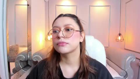 Snapshot of lanna18_ chatting on March 8, 2025, 11:48 am Lanna online show from March 8, 2025, 11:48 am
