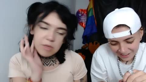 Snapshot of lannie_gonzales chatting on January 2, 2025, 1:27 am LANNIE   online show from January 2, 2025, 1:27 am