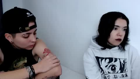 Snapshot of lannie_gonzales chatting on February 16, 2025, 5:15 pm LANNIE   online show from February 16, 2025, 5:15 pm