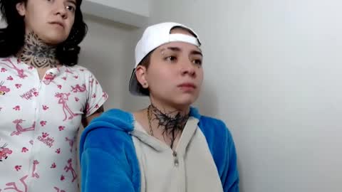 Snapshot of lannie_gonzales chatting on March 6, 2025, 3:02 pm LANNIE   online show from March 6, 2025, 3:02 pm