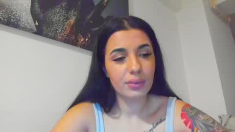 Snapshot of lara_squirtx chatting on January 10, 2025, 2:35 am Lara online show from January 10, 2025, 2:35 am