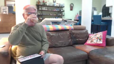 Snapshot of lasivobruno69 chatting on February 12, 2025, 4:23 am LasivoBruno69 online show from February 12, 2025, 4:23 am