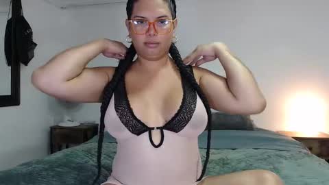 FLOR SALVAJE online show from October 12, 2025, 5:45 pm